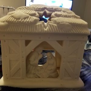 NIB partylite ceramic nativity tealite holder